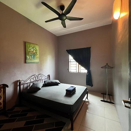 Taiping Homestay Husna Afina Ngoại thất bức ảnh