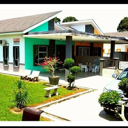 Taiping Homestay Husna Afina Ngoại thất bức ảnh